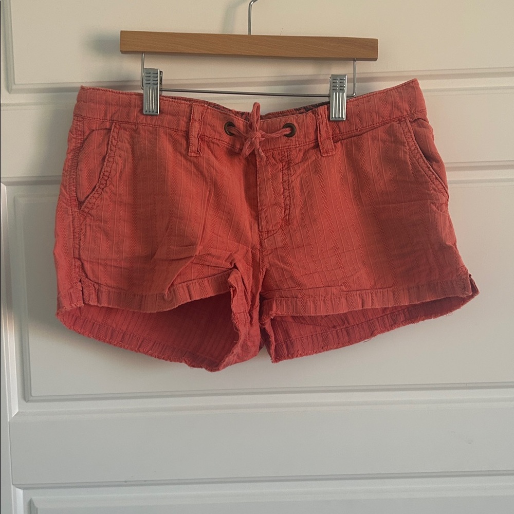 American Eagle Outfitters Coral Cargo Shorts